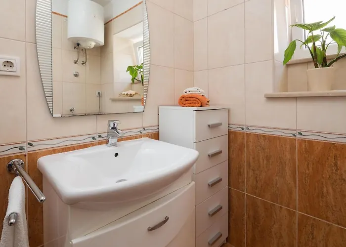 Nona - Charme Holidays Apartamento Sutivan